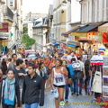 A busy rue de Steinkerque